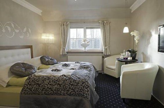 Amethyst Hotel Garni Lueneburg Deutsch Evern Dış mekan fotoğraf